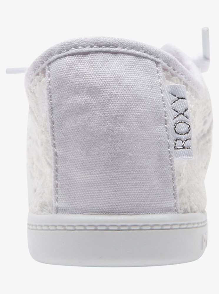 White Women's Roxy Bayshore Sneakers | USA KDCU-74086